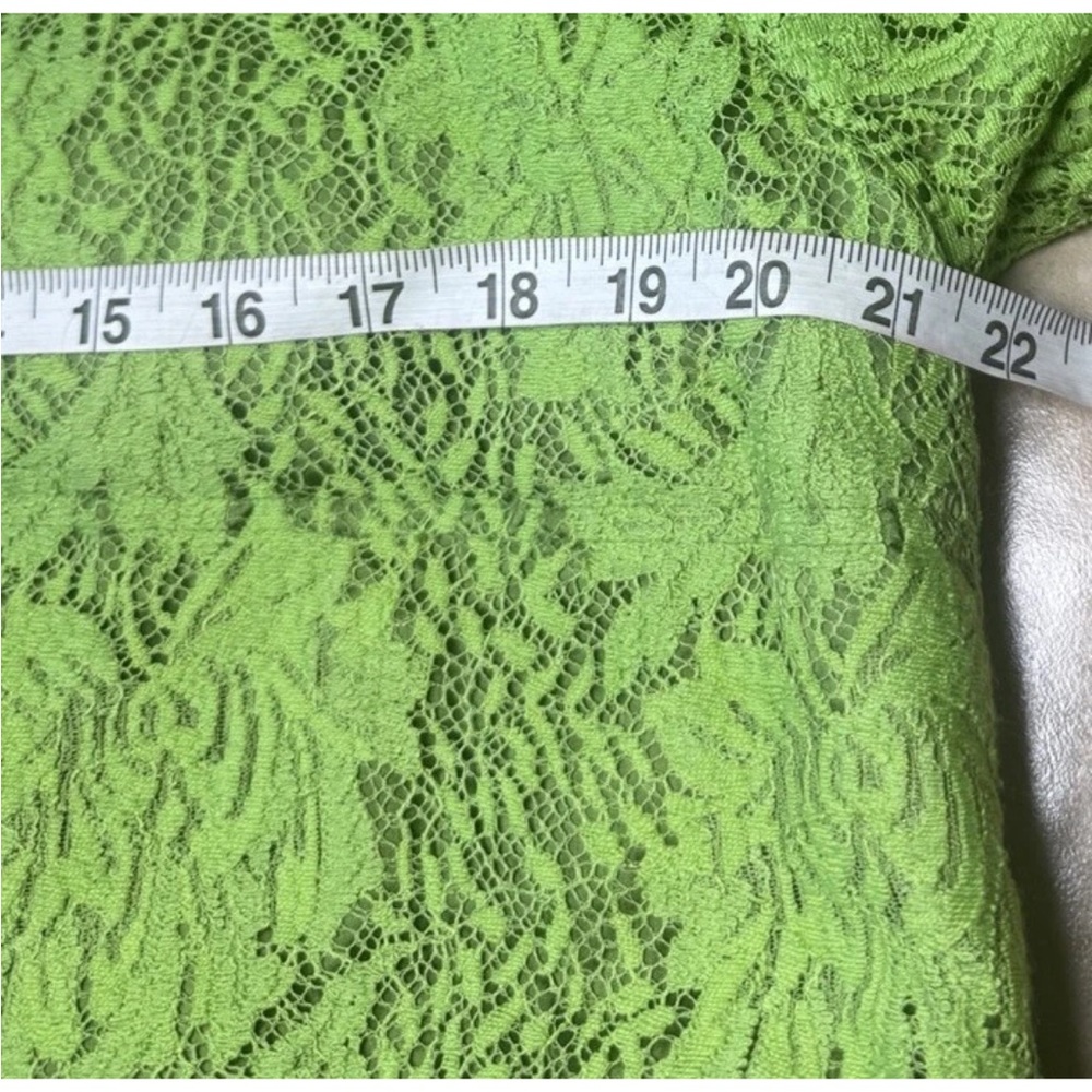 Gorgeous Vtg 1996 Gianni Versace Lime Green Lace Goose Down Puffer Jacket S/M - Picture 8 of 16